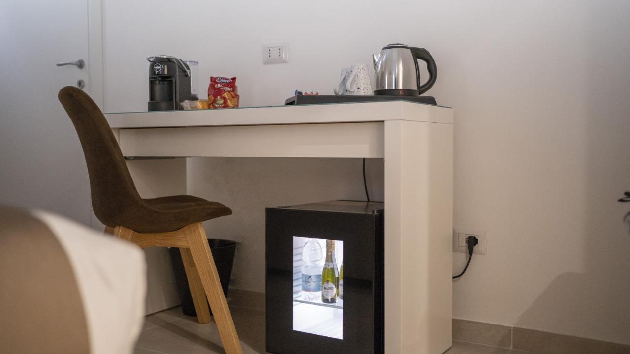Dimora Fantasia Charme B&B Μπάρι Εξωτερικό φωτογραφία