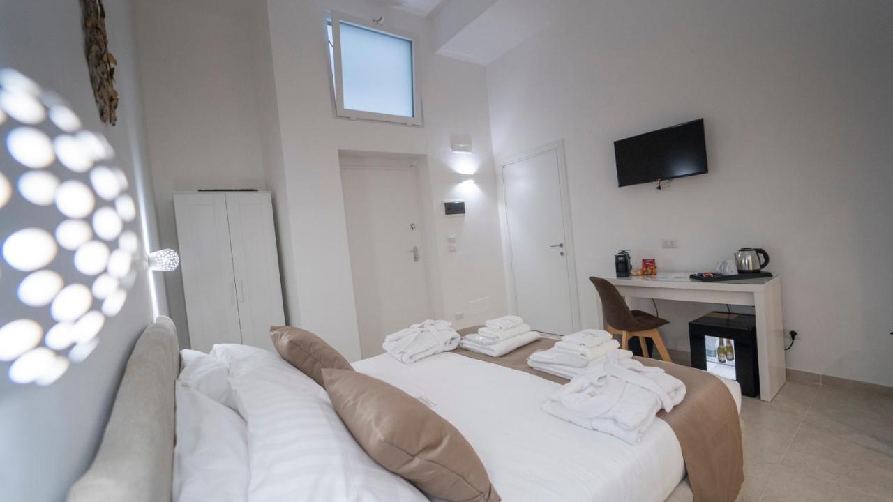 Dimora Fantasia Charme B&B Μπάρι Εξωτερικό φωτογραφία