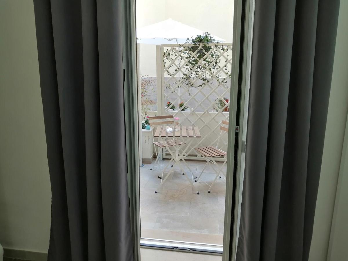 Dimora Fantasia Charme B&B Μπάρι Εξωτερικό φωτογραφία
