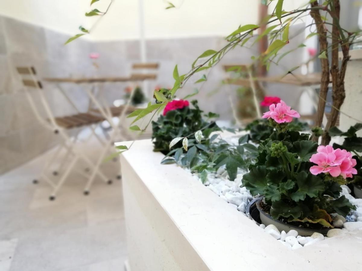 Dimora Fantasia Charme B&B Μπάρι Εξωτερικό φωτογραφία