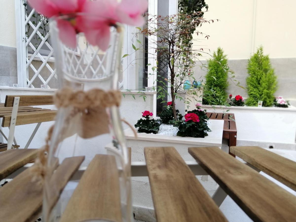 Dimora Fantasia Charme B&B Μπάρι Εξωτερικό φωτογραφία