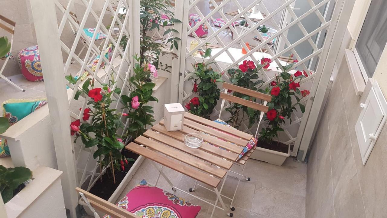 Dimora Fantasia Charme B&B Μπάρι Εξωτερικό φωτογραφία