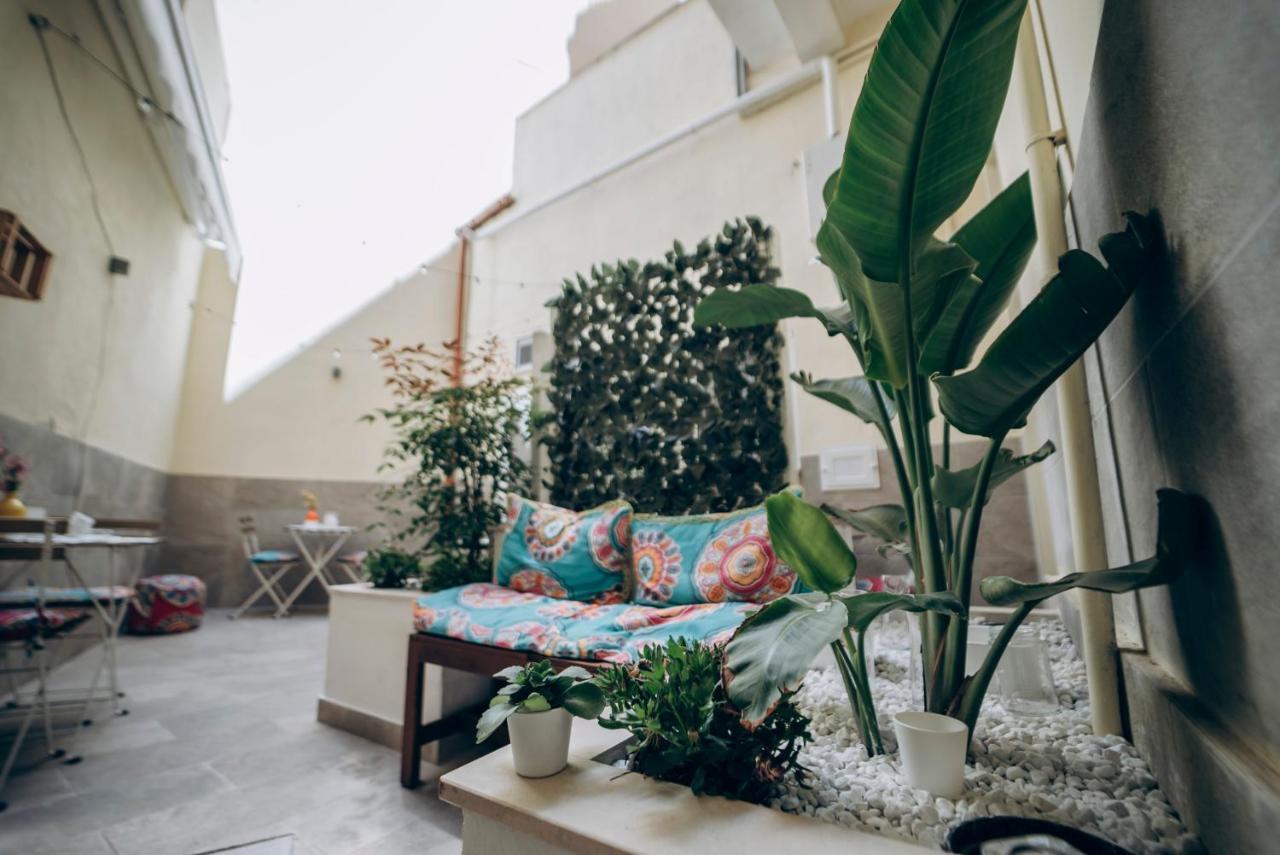 Dimora Fantasia Charme B&B Μπάρι Εξωτερικό φωτογραφία